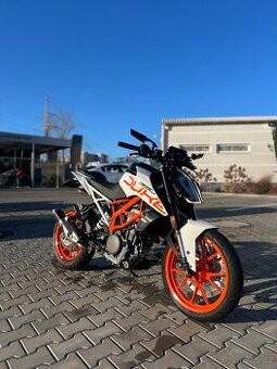 KTM DUKE 390