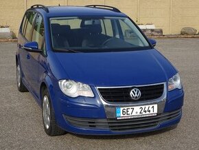 VW Touran 1.4 TSI r.v.2010 (103 kw) 7 míst stk:10/2026