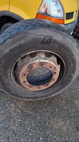 Kola 315/70 r22.5