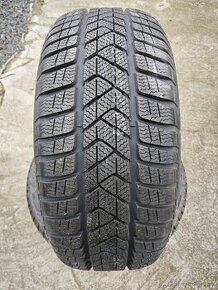 Pneu 225/45 r18 Pirelli zimní - 1