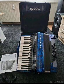 Hohner Amica III 72