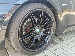 245/35 R19 a 275/30 R19 zánovní Letní pneu