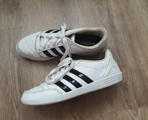 Bílé tenisky Adidas vel. 37