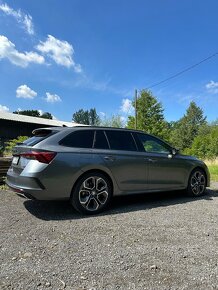 Pronájem vozidla Skoda Octavia RS IV 2023