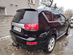 Prodám Peugeot 4007 2.2Hdi ,4x4 ,7 míst ,navigace ,Tz2T