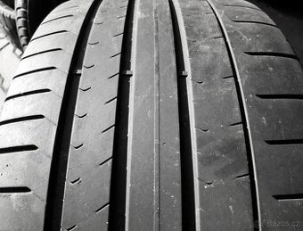 2ks letních pneu 275/40 R20 Pirelli