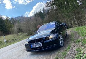 BMW 330i E90 190kw (automatická prevodovka)