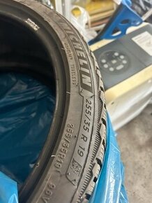 Michelin 255/35 r19 zimní pneu - 1