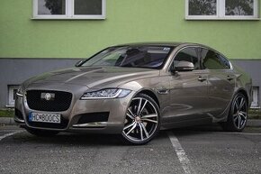 Jaguar XF 3.0D TDV6 Portfolio Auto