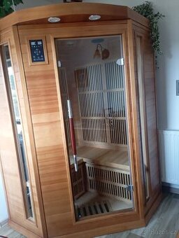 Infrasauna rohová pro 4 osoby