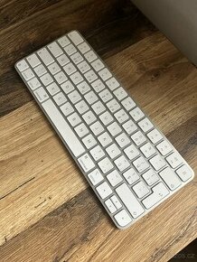 Apple Magic Keyboard - CZ