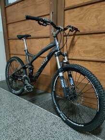 Specialized Stumpjumper Comp Elite FSR | Celoodpružené kolo