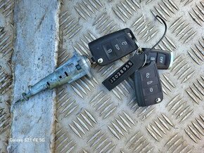 Škoda Karoq  keyless klíče se zámkem