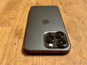 iPhone 13 Pro 256GB space gray, výborný stav, pouzdra - 1