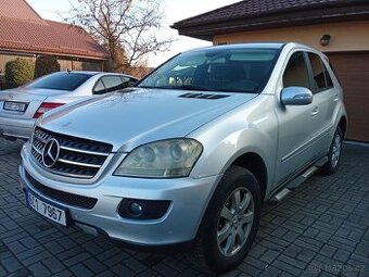 Mercedes Benz ML W164