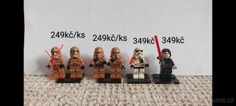 21 lego figurek