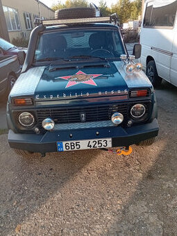 LADA NIVA    2.MÍSTNÁ