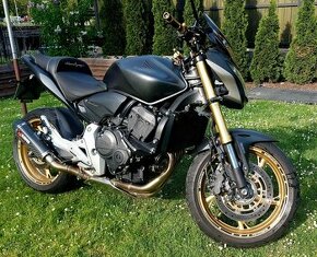 Honda Hornet CB600FA - 1