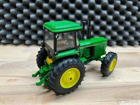 John Deere 4450 , 1/32 , Ertl/Britains