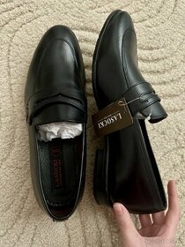 černé kožené boty Lasocki, vel 43