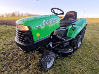 Zahradní traktor John Deere SABRE 15,5HP 102cm