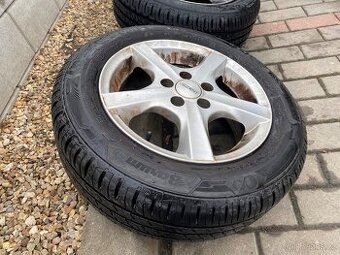 Prodám kompletní sadu 4 letních pneumatik 185/60 R14 z Fabie