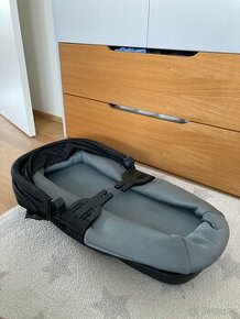 Thule Urban Glide 2 bassinet korba černá