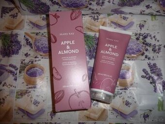 Parfémovaný sprchový gel Apple&Almond