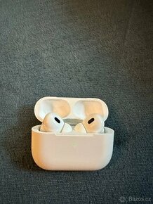 Apple AirPods Pro 2 generace