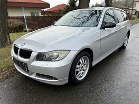 BMW Řada 3, 320d Touring 130kW,PANORAMA