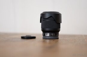 Sony Fe 28-70mm f/3.5-5.6 oss top