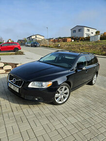 Volvo V70 D5, nafta, manuál 151kW