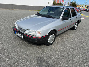 Ford Sierra 2,0i CLX, automat