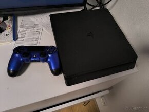 PlayStation 4 Slim + 2x ovladač