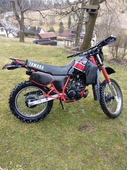 Yamaha DT 125