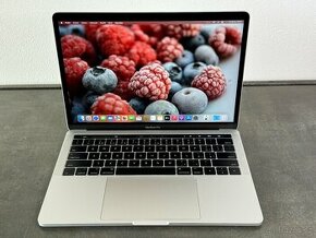 MacBook Pro 13" 2017 i5 / 16GB / 256GB - DPH