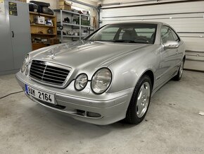 Mercedes-Benz clk 320