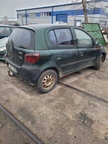 Toyota Yaris 1.5 diesel rok 2001