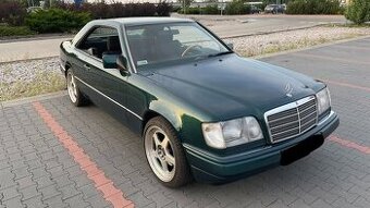 Mercedes w124 coupé 300CE