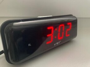 BUDÍK HODINY DIGITÁLNÍ SÍŤOVÝ LED 24H ALARM - 1