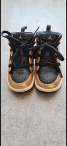 Prodám krásné boty NIKE Air Jordan Gold vel. 38,5