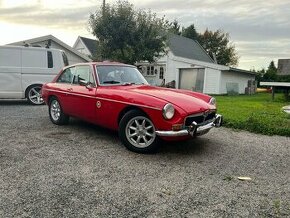 MG MGB GT V8