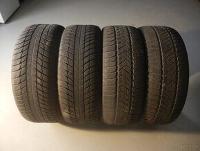 Zimní pneu Bridgestone + Pirelli 245/45R19