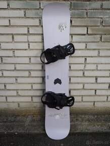 Snowboard