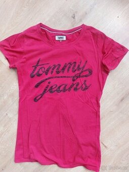 Dámské triko Tommy Jeans