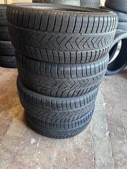 Zimní sada pneu 225/40 R19 - Pirelli