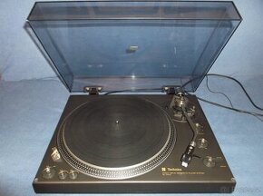 Gramofon TECHNICS SL-1310 s novou přenoskou