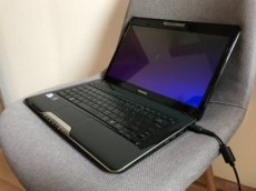 Notebook Toshiba Satellite T130-10G