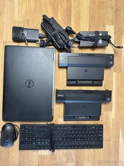 Kancel. komplet Dell Latitude E5570 vč. dvou docků