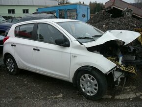 Hyundai i20 r.v.2013 1.2i 62kW náhradní díly - 1